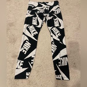 Women’s Nike Active Leggings